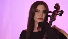 Pop Müziğin Yükselen Yıldızı Yeliz Akyol'dan Yeni Hit: 'Dört Duvar'