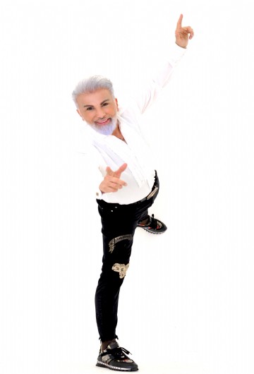 Prens Erkan'dan Ritmiyle Büyüleyen Yeni Şarkı: 'Vay Vay'